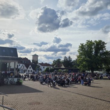 Dorfplatz Serenade 2026